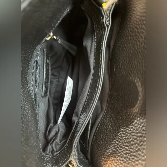 🆕 Chico’s tassel cross body bag in black only - Picture 8 of 15